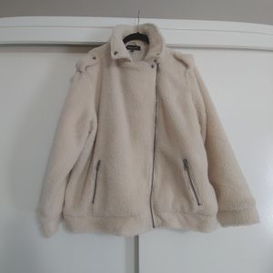 Nwt New Look cream sherpa moto jacket